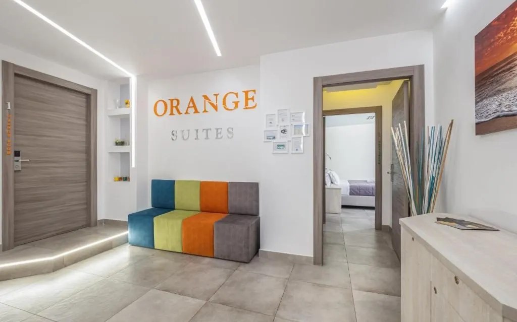 Sorrento Orange Suites-10 11