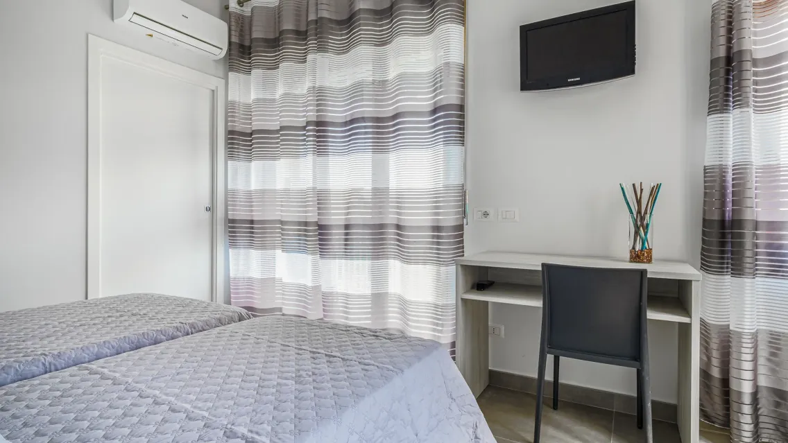 Azzurro Park Suites-25 26