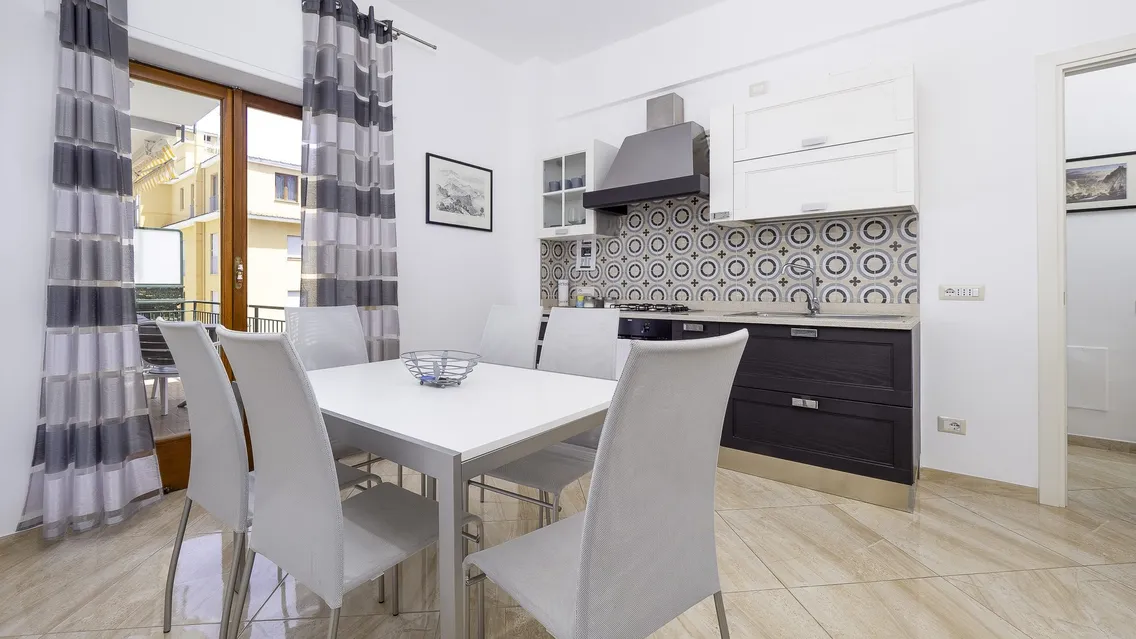 Parsano Suites-6 7