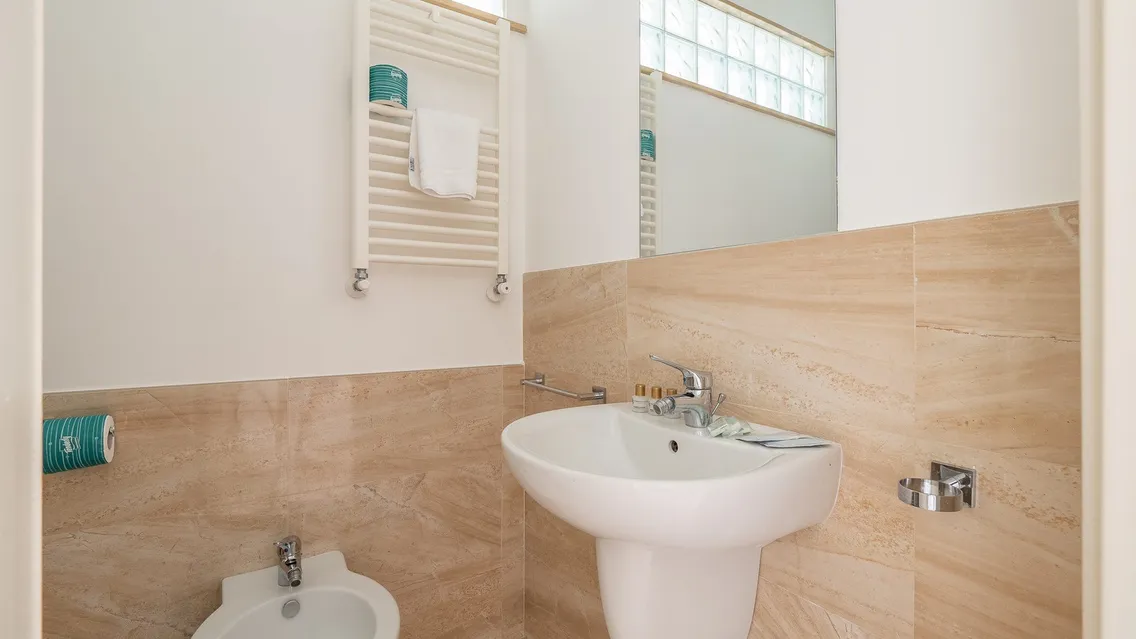 Parsano Suites-2 3