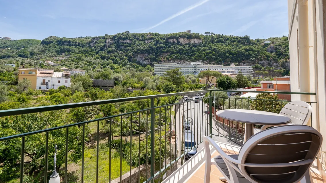 Parsano Suites-14 15